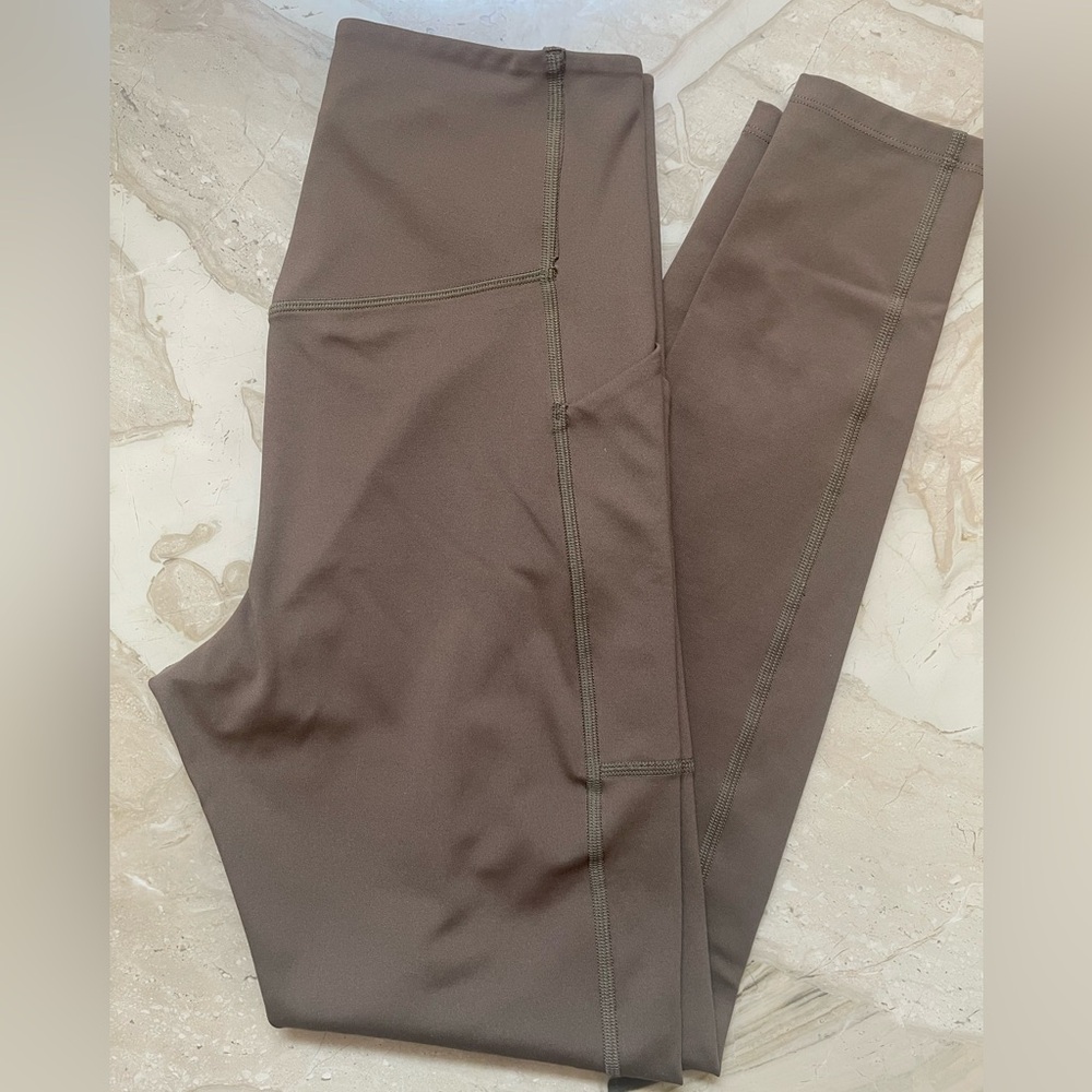 Girlfriend Collective Compression Leggings with Pockets
